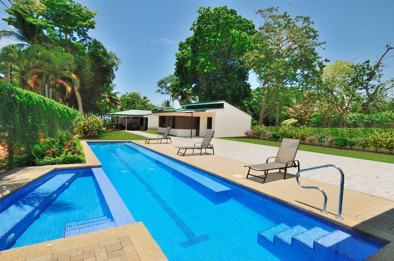Casas en venta en playa jaco Villas Colorada Jaco