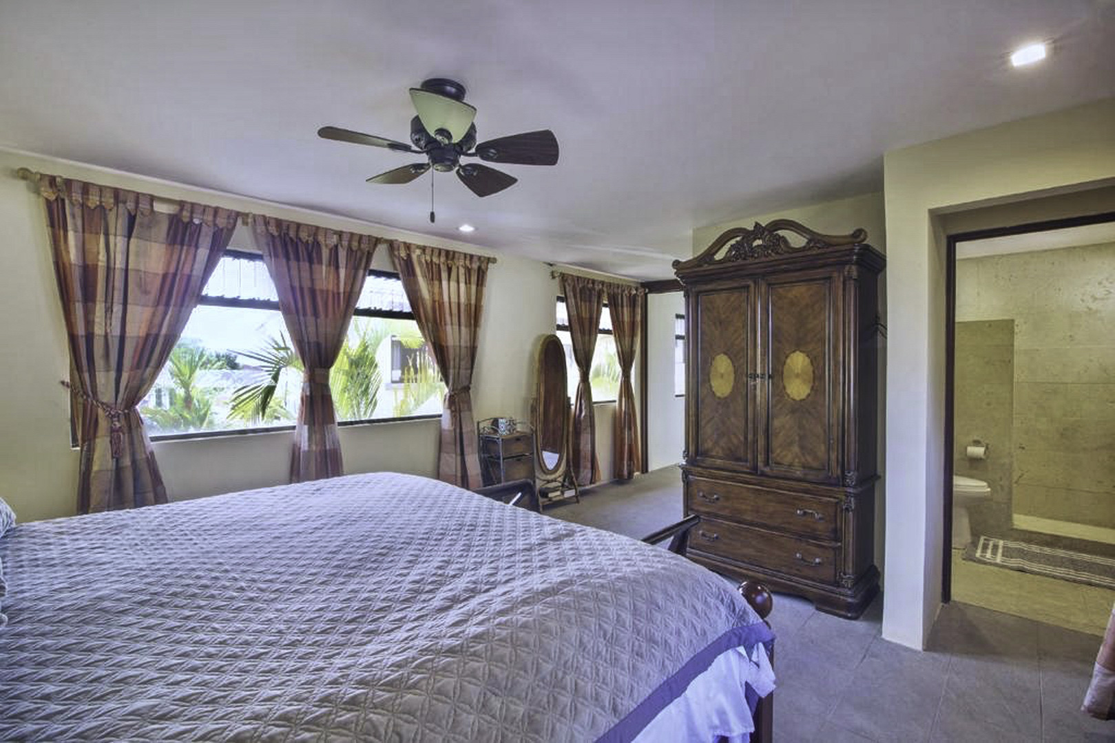 PHOTO-2023-08-12-09-34-32