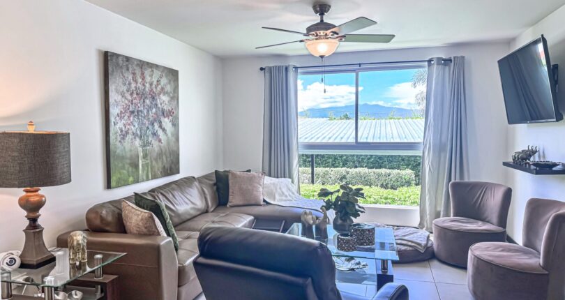 Condo Prive Palms