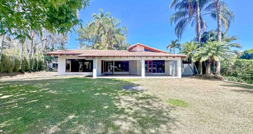 Casa Balinese | Escazu Suburban Living